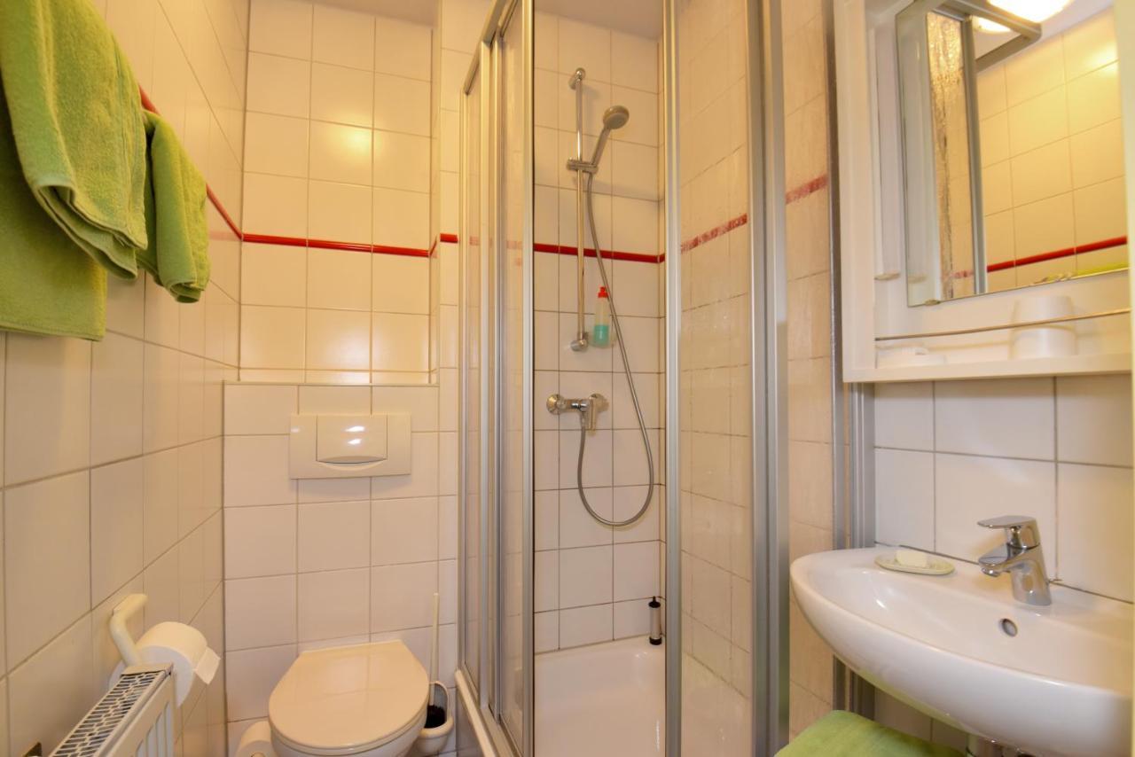 Hotel Goldene Sonne Arnstadt Bagian luar foto