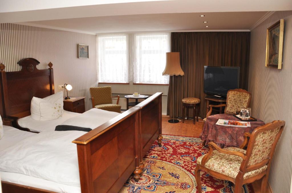 Hotel Goldene Sonne Arnstadt Ruang foto