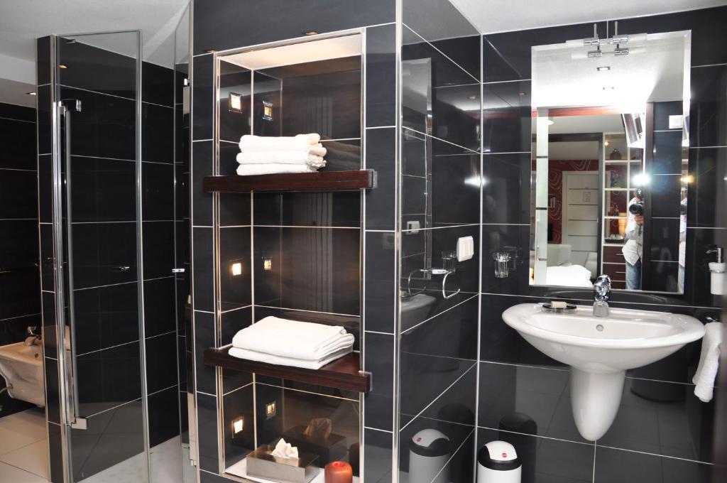 Hotel Goldene Sonne Arnstadt Bagian luar foto